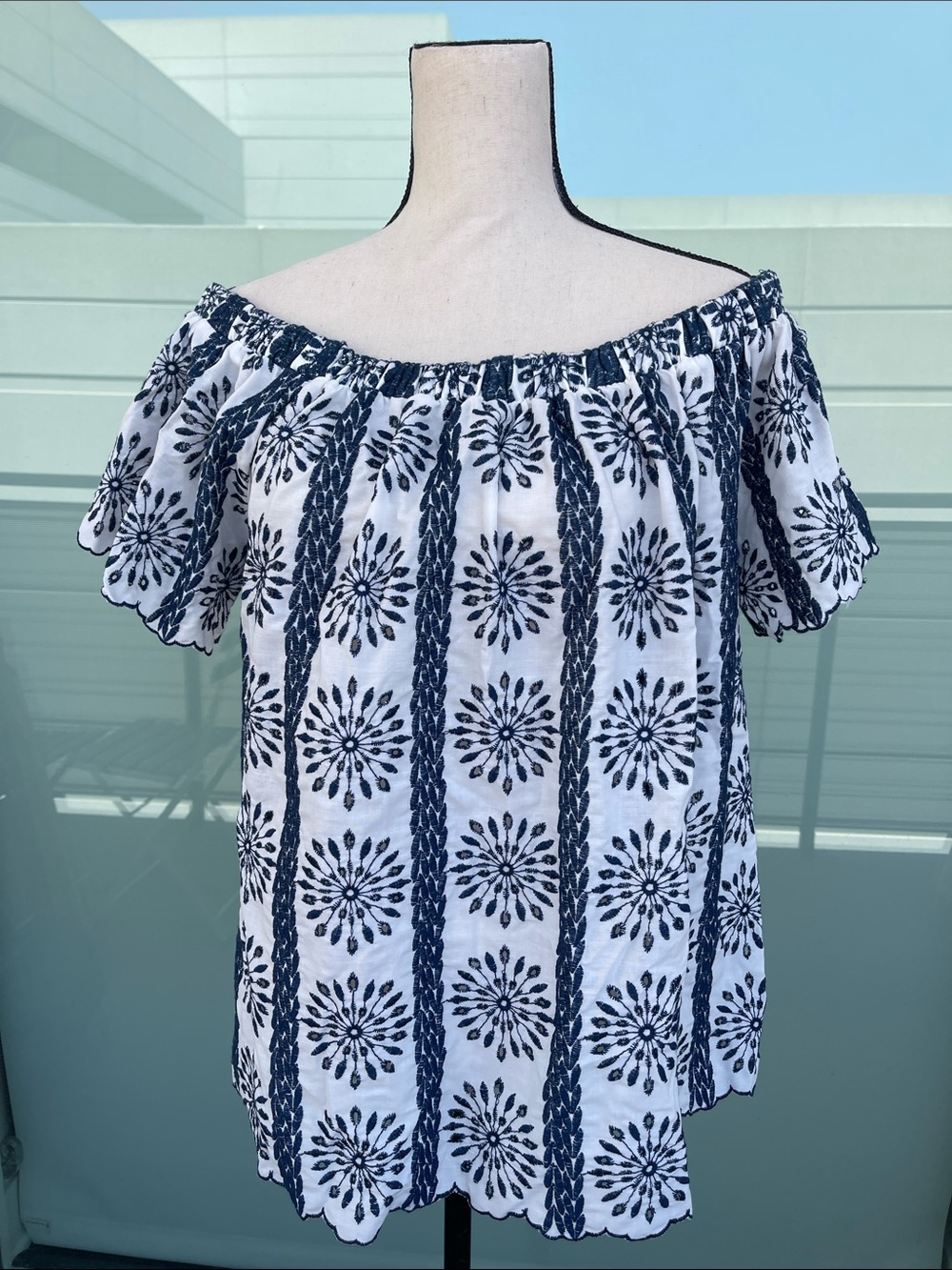 Entro Blue Embroidered Off the Shoulder Top with Scalloped Hem Large